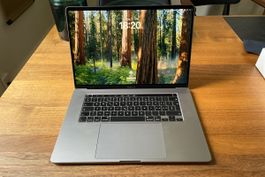 Macbook Pro 16” (2019)