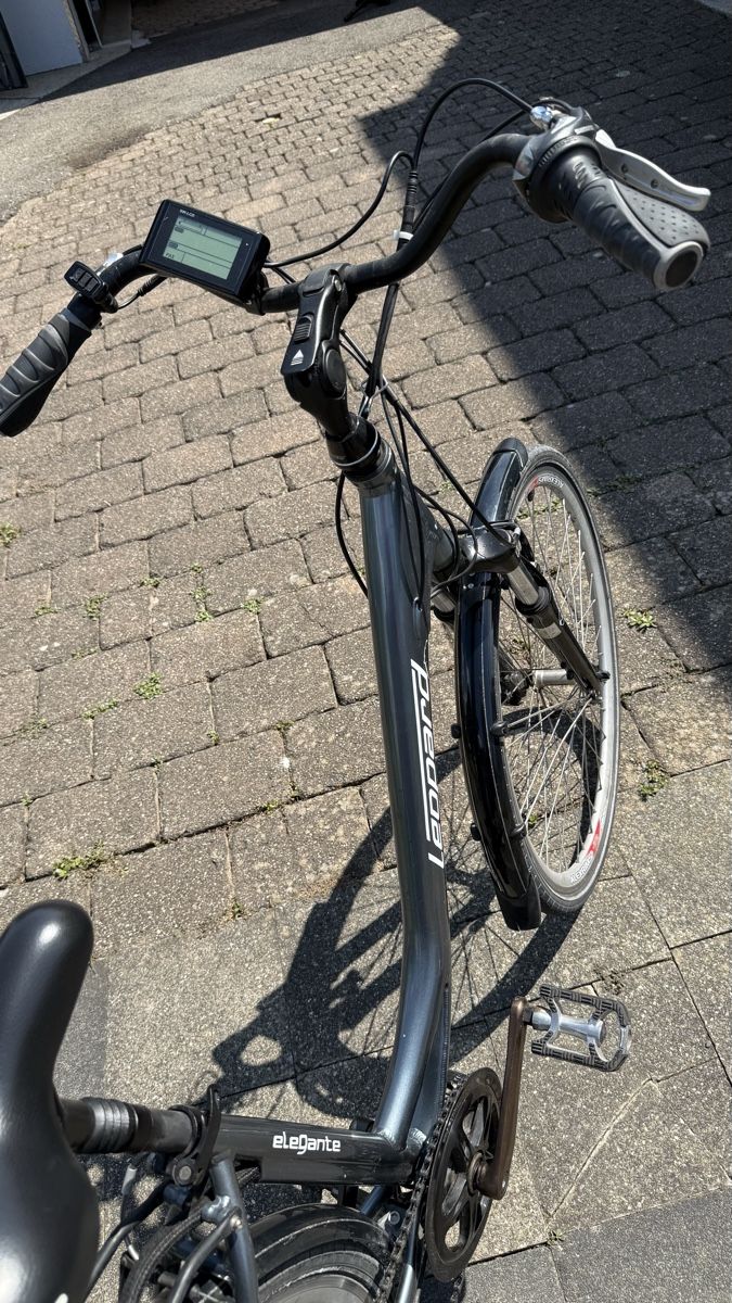 Leopard Velos: Leopard Elegante Elektro Velo mit Ladegerät  – Gebraucht aus Däniken SO von sunnyresales 1