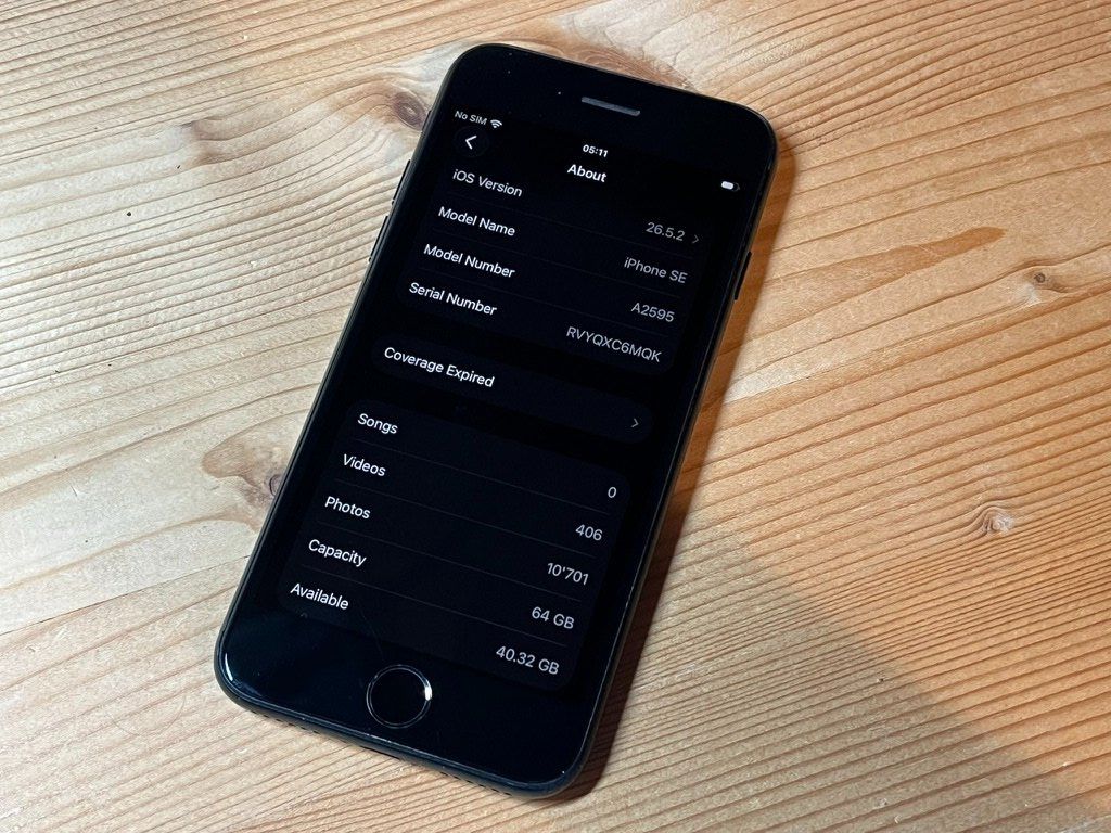 Apple Handys / Smartphones: iPhone SE 3.gen 64gb - Hinterseite gerissen – Gebraucht aus Combremont-le-Petit von tim_57gl 2