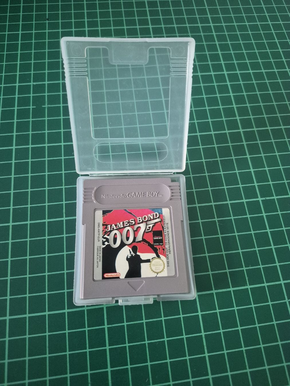 Nintendo Giochi: James Bond 007 for Nintendo Game Boy - with case – Usato da Meyrin venduto da Retro-GZ