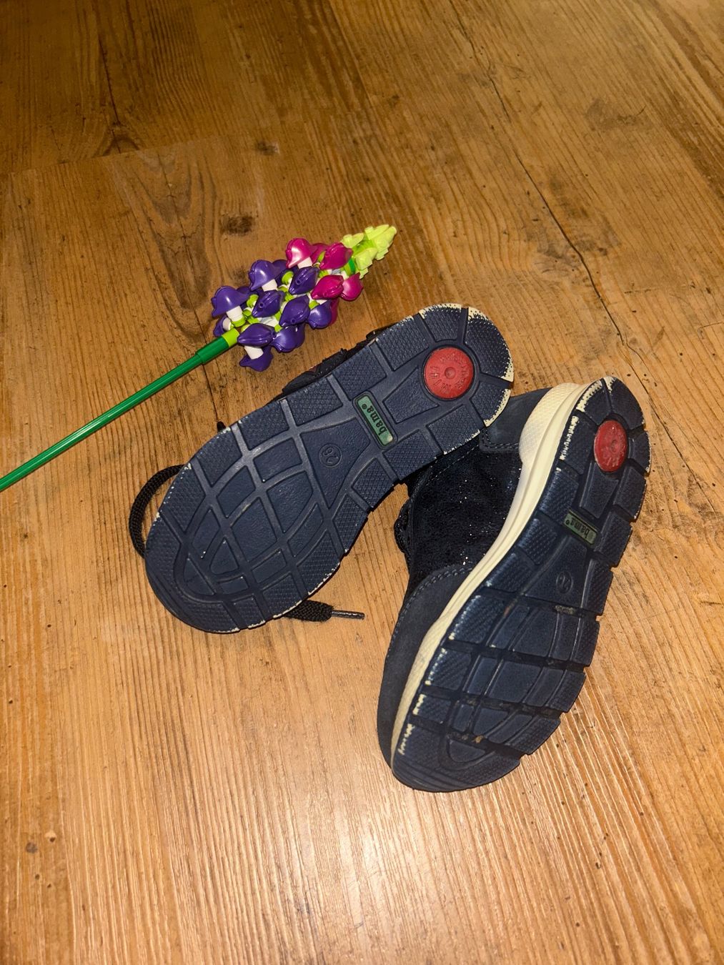Scarpe per ragazze: Sneaker/Turnschuhe 26 Bama - neuwertig – Nuovo (secondo la descrizione) da Safenwil venduto da 2hand_aber_wertvoll 2