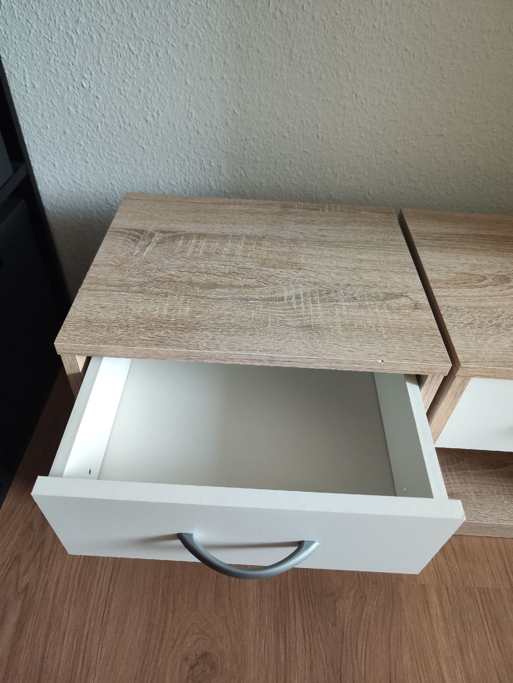 Nachttische: Table de nuit avec tirroir – Gebraucht aus Wiesendangen von bur_p99y 1
