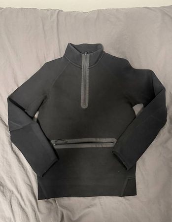 Pull Zip Nike Tech