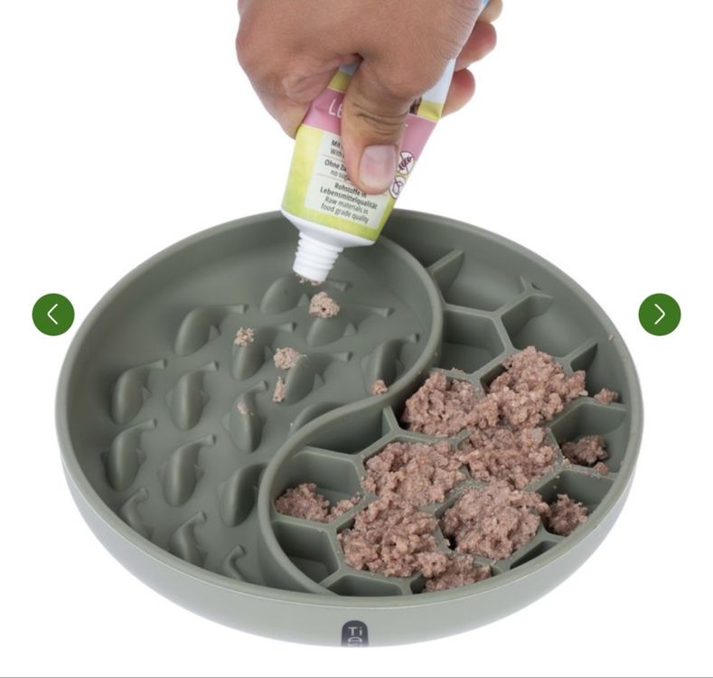 2x Slow Feeder / Schleckmatte für den Hund von TIAKI 4