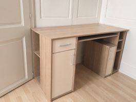 Bureau avec rangement – Très bon état