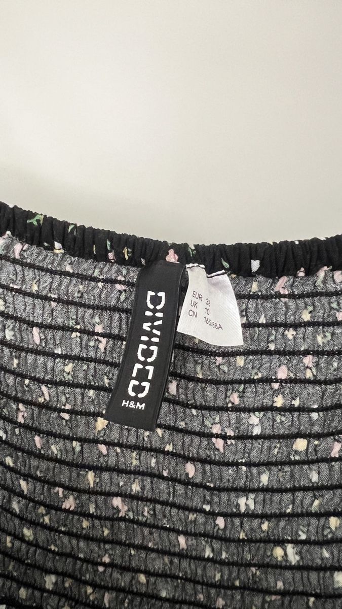 H&M Kleider: H&M Sommerkleid Blumen – Gebraucht aus Wermatswil von Jara.a.s 1