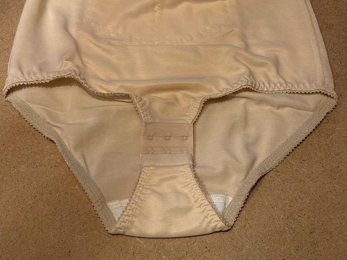 Altra biancheria intima: Kompressions Unterbrust Body – Nuovo (secondo la descrizione) da Rümlang venduto da Sambas19 3