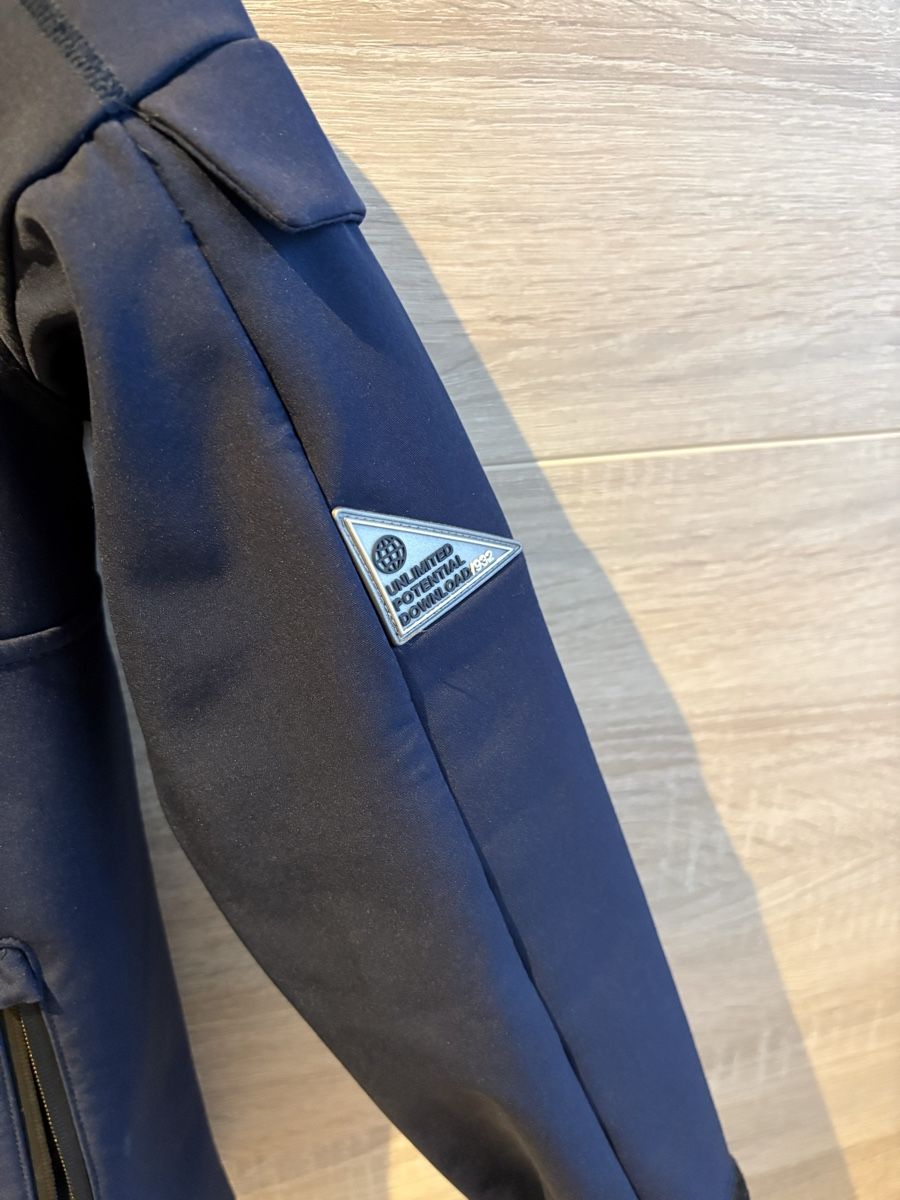 C&A Giacche & Cappotti: Softshelljacke Jacke Grösse 140 C&A – Usato da Nürensdorf venduto da Yellowstone09 4