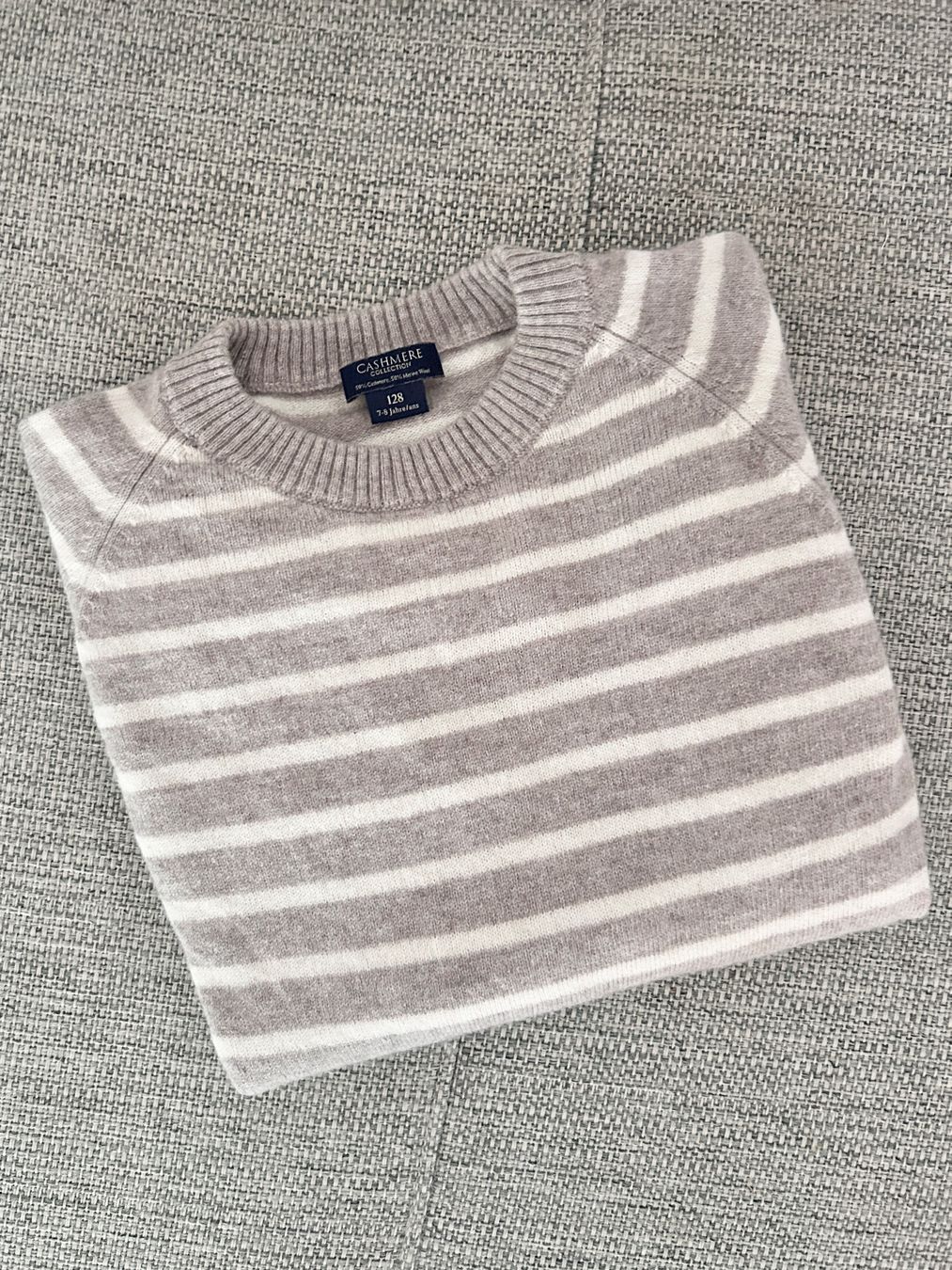 Pulls et sweat-shirts: Cashmere Collection Pullover - Gr. 128 – D'occasion à Illnau par Monkky