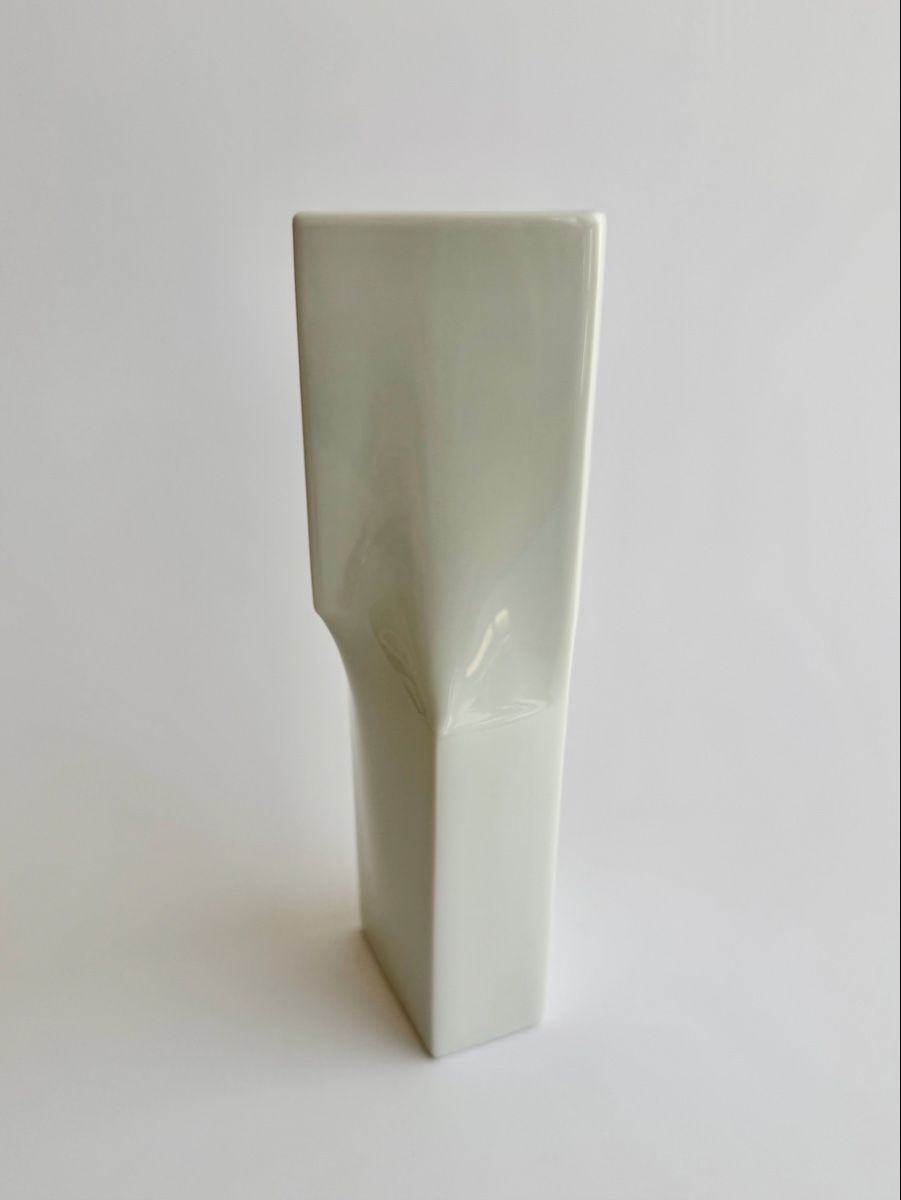 Rosenthal Vasi & Recipienti: Vase Rosenthal Studio-Linie forme asymétrique blanc – Usato da Genève venduto da mar_nd6c 3