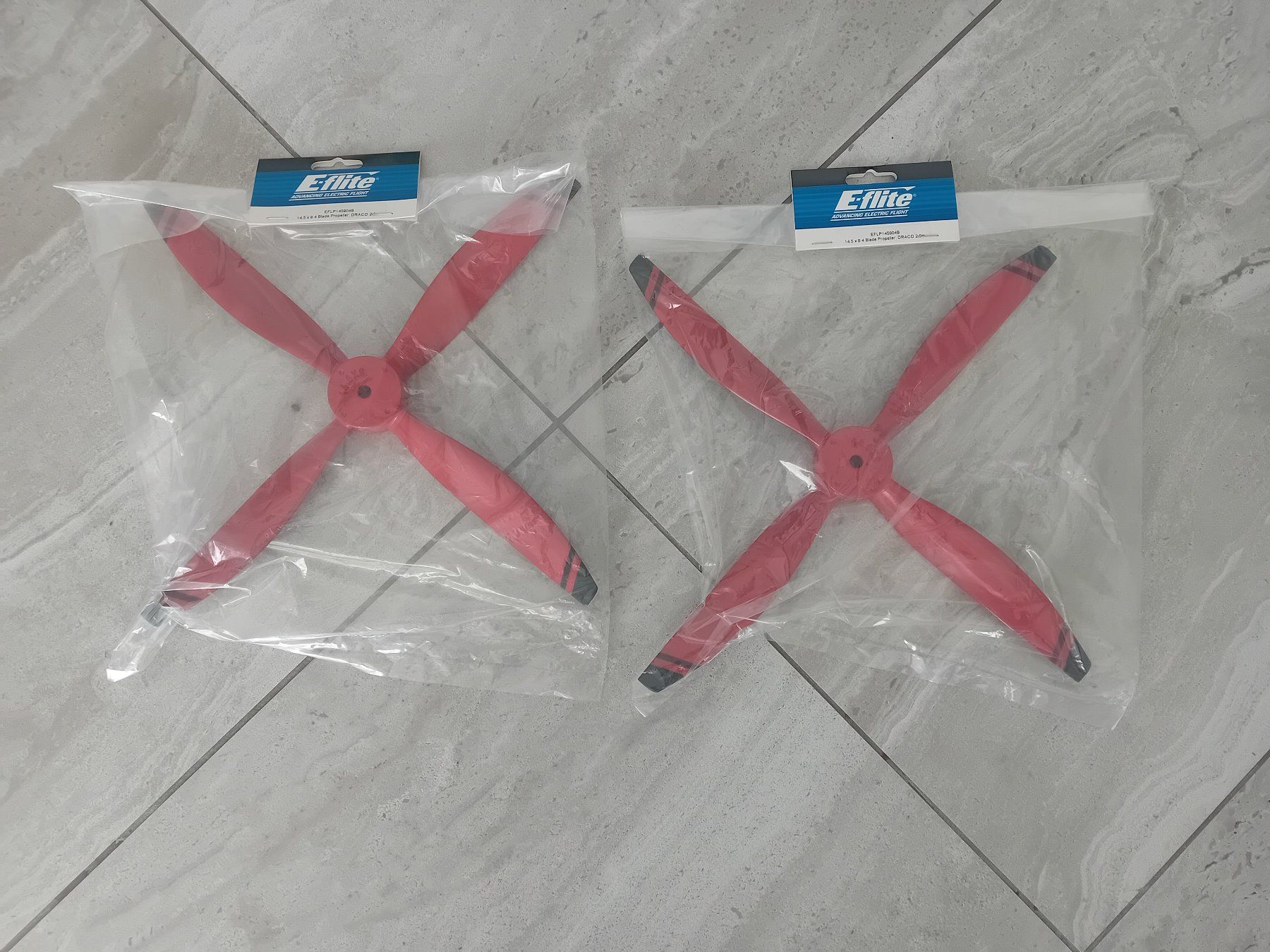 E-Flite Modellismo RC: E-flite Draco Propeller 14.5"X9" – Nuovo e nell'imballaggio originale da Rorschacherberg venduto da tronci