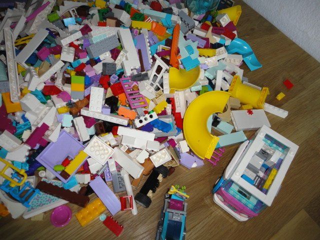 Lego Spielzeuge: LEGO FRIENDS U. A. CA.2.265 KILO – Gebraucht aus Teufen AR von Donschabl 1