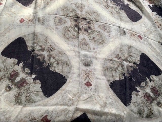 Givenchy Foulard & Sciarpe: Givenchy scarf – Usato da Dallenwil venduto da ZD2019 3