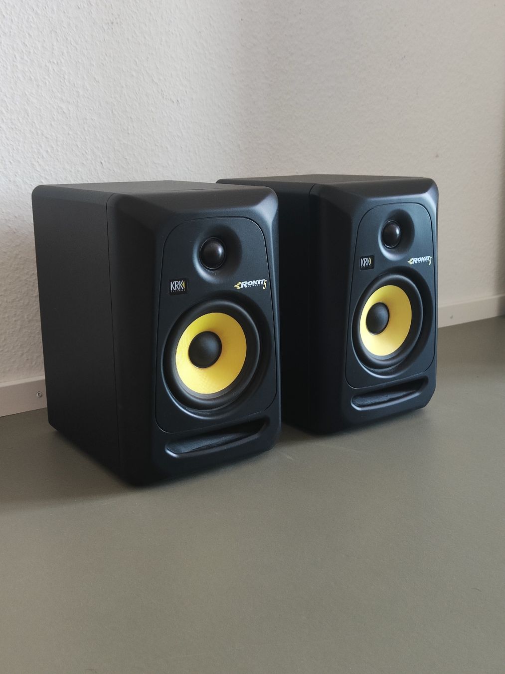 KRK Systems Haut-parleurs: KRK Rokit 5 – D'occasion à Basel par lus_y2dw 1
