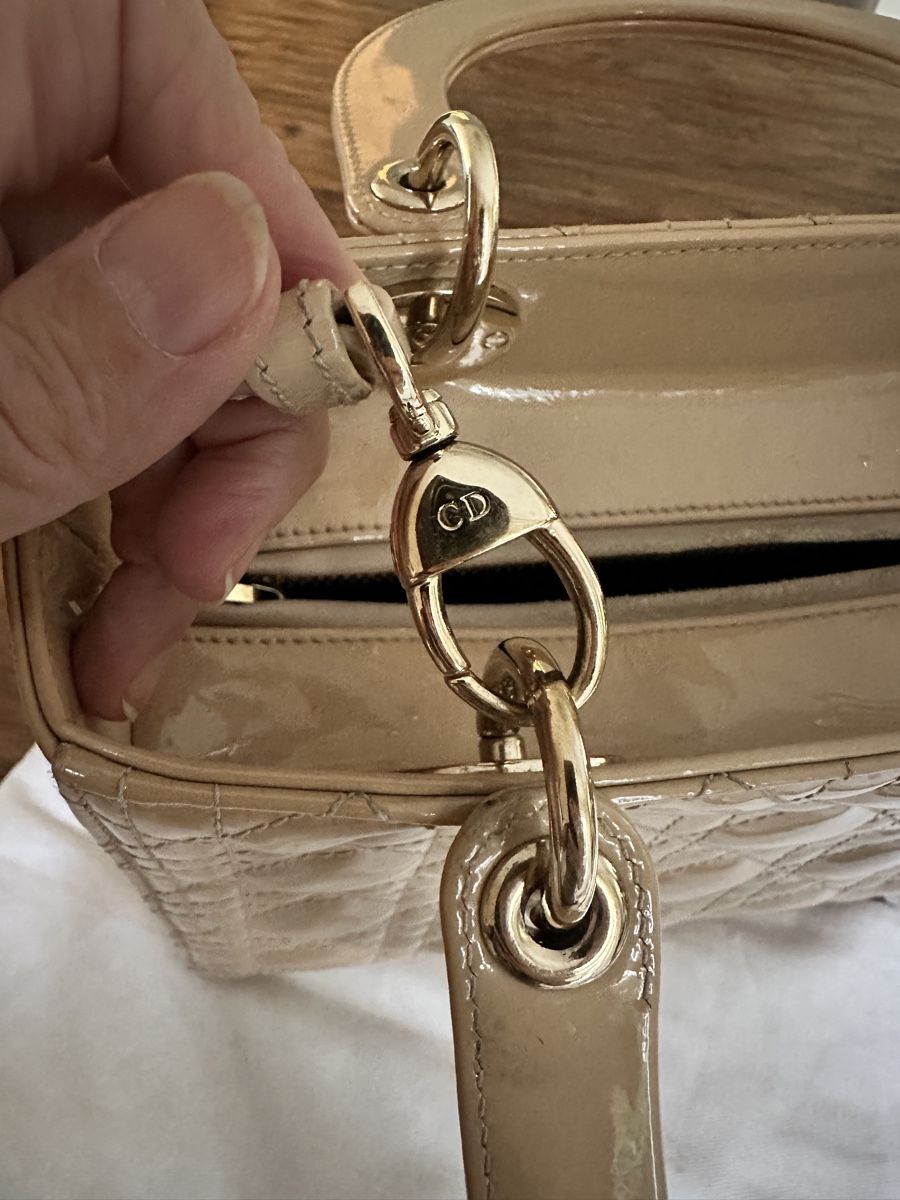 Dior Sacs femmes: Christian Dior Lady Dior Medium – D'occasion à Zürich par shoppingmandy 5