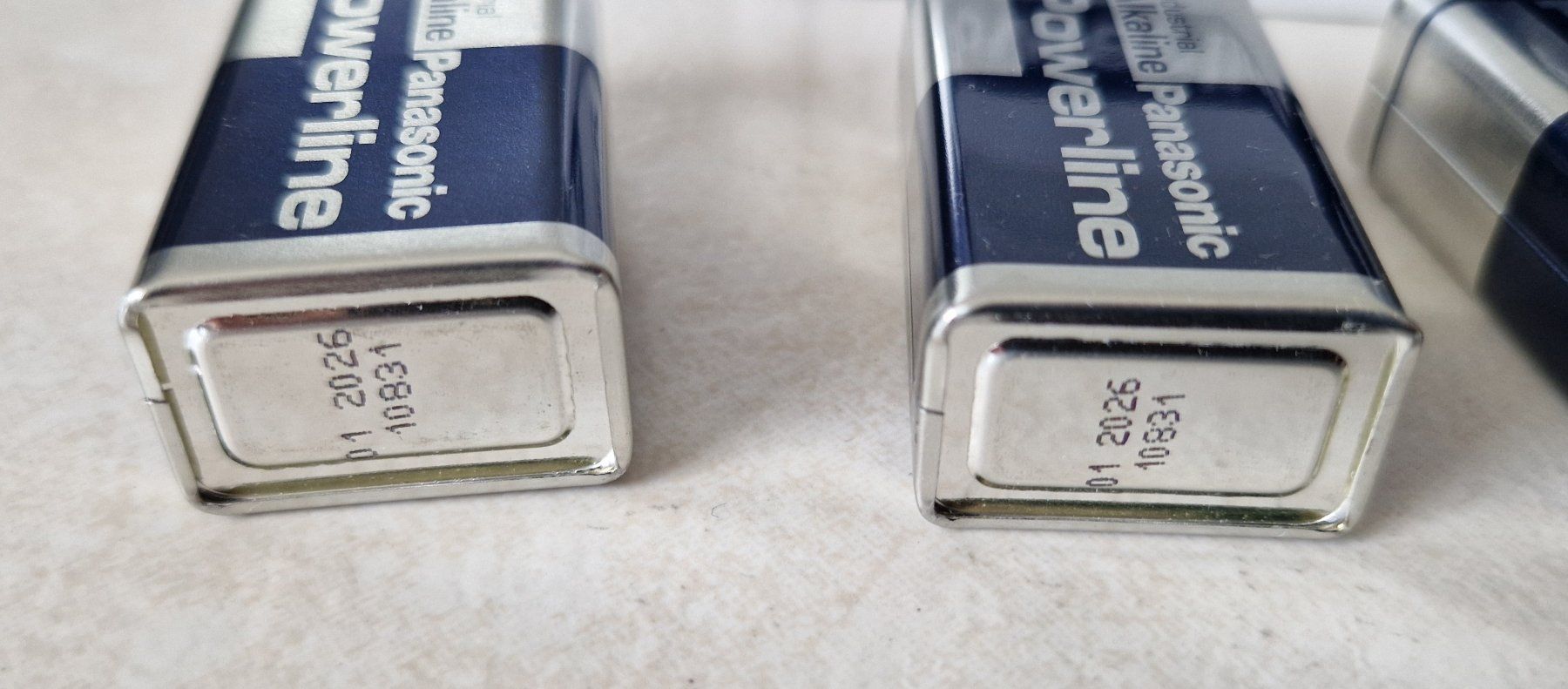 Panasonic Caricatori & Batterie: ***** 1x Panasonic batterie 9V, 6LR61 – Nuovo e nell'imballaggio originale da Villaz-St-Pierre venduto da Ubid 2