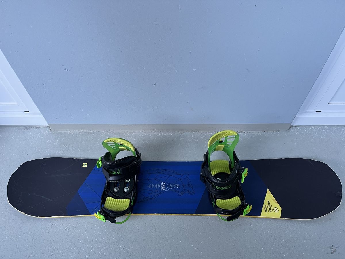 Nidecker Board: Nidecker Snowboard 130cm inkl. Bindung – Usato da Horgen venduto da pupcia01 6