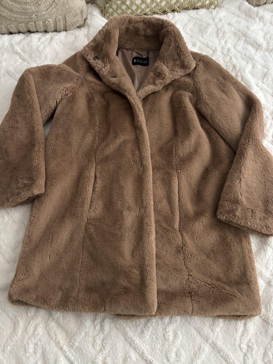 Giacche: Kunstpelzjacke gr.M/L – Usato da Zug venduto da Biki72 1