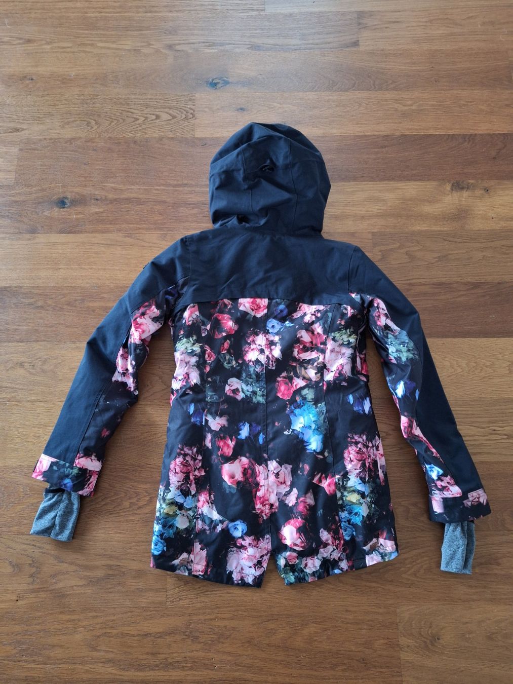 Roxy Giacche: Skijacke Roxy Grösse XS – Nuovo (secondo la descrizione) da Selzach venduto da Stony17 1