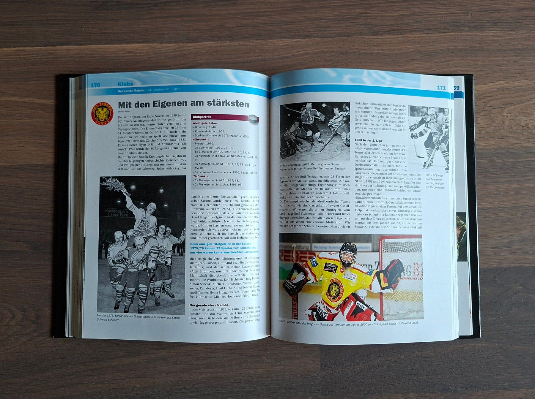 Libri: Buch: Powerplay 100 Jahre Schweizer Eishockey – Usato da Küssnacht am Rigi venduto da AutoVilla 1