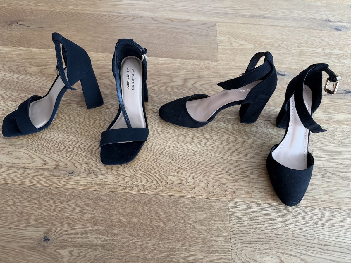Scarpe da donna: Zwei Paar Damenschuhe  – Nuovo (secondo la descrizione) da Zug venduto da kuba1972