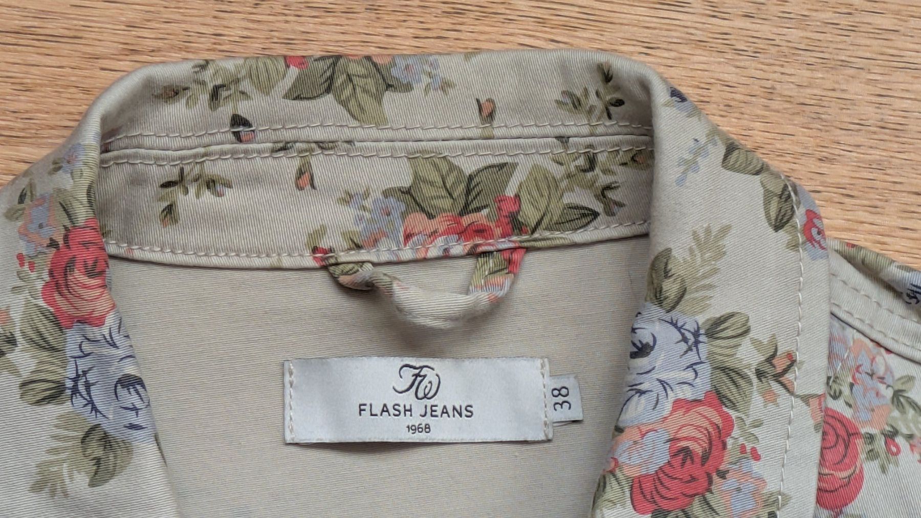 Giacche: Jeansjacke mit Rosenmuster – Usato da Frutigen venduto da Pixele10 5