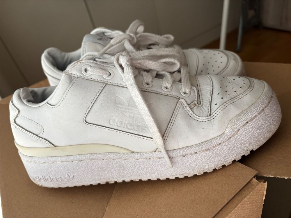 Adidas Scarpe da donna: Adidas Schuhe – Usato da Bern venduto da Iuliia_novova 1