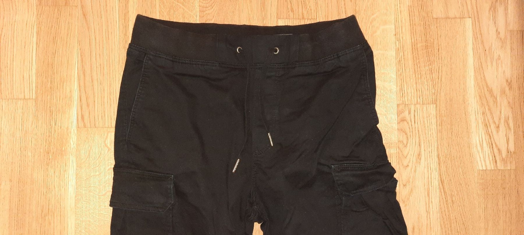 H&M Hosen: ***H&M*** Joggingstyle Hose schwarz Gr S – Gebraucht aus Wädenswil von H2H_Secondhandshop 1