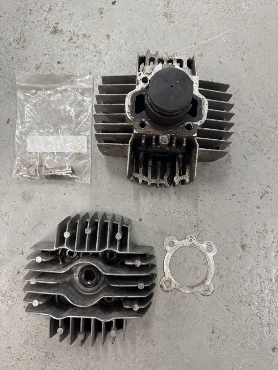 Puch Parti ricambio per ciclomotori: Puch Original Zylinder  – Difettoso da Wegenstetten venduto da mcfly321