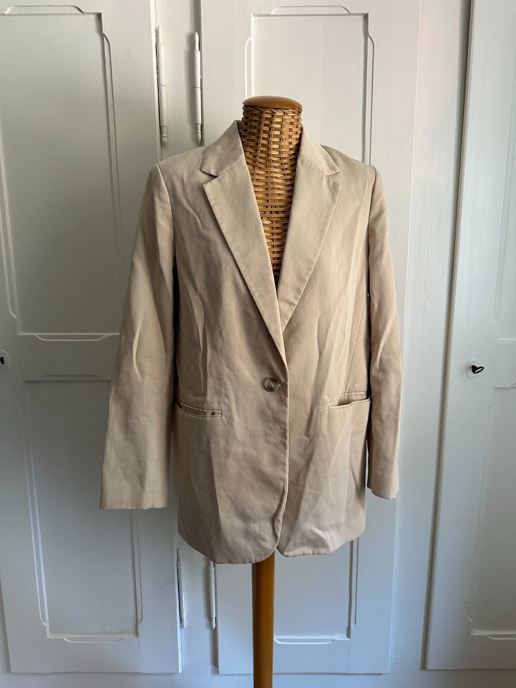 H&M Jacken: Blazer beige S – Gebraucht aus Zürich von Diazaio
