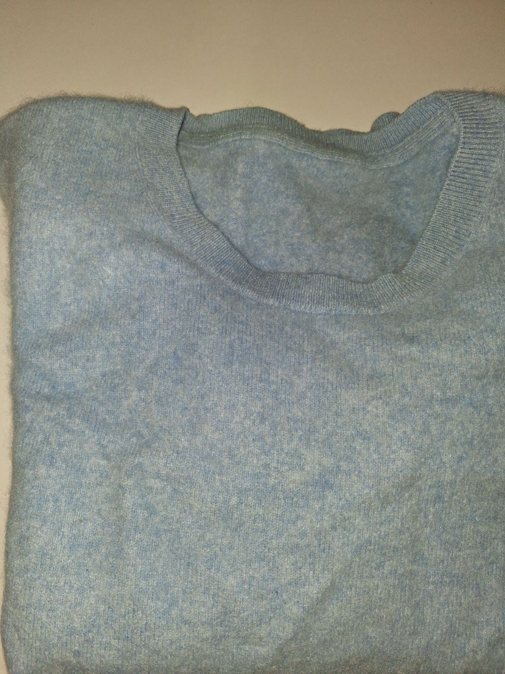 Nile Vestes: Kaschmir pulli u. ,.. Jacke NILE – D'occasion à Wetzikon ZH par med_2y76 7