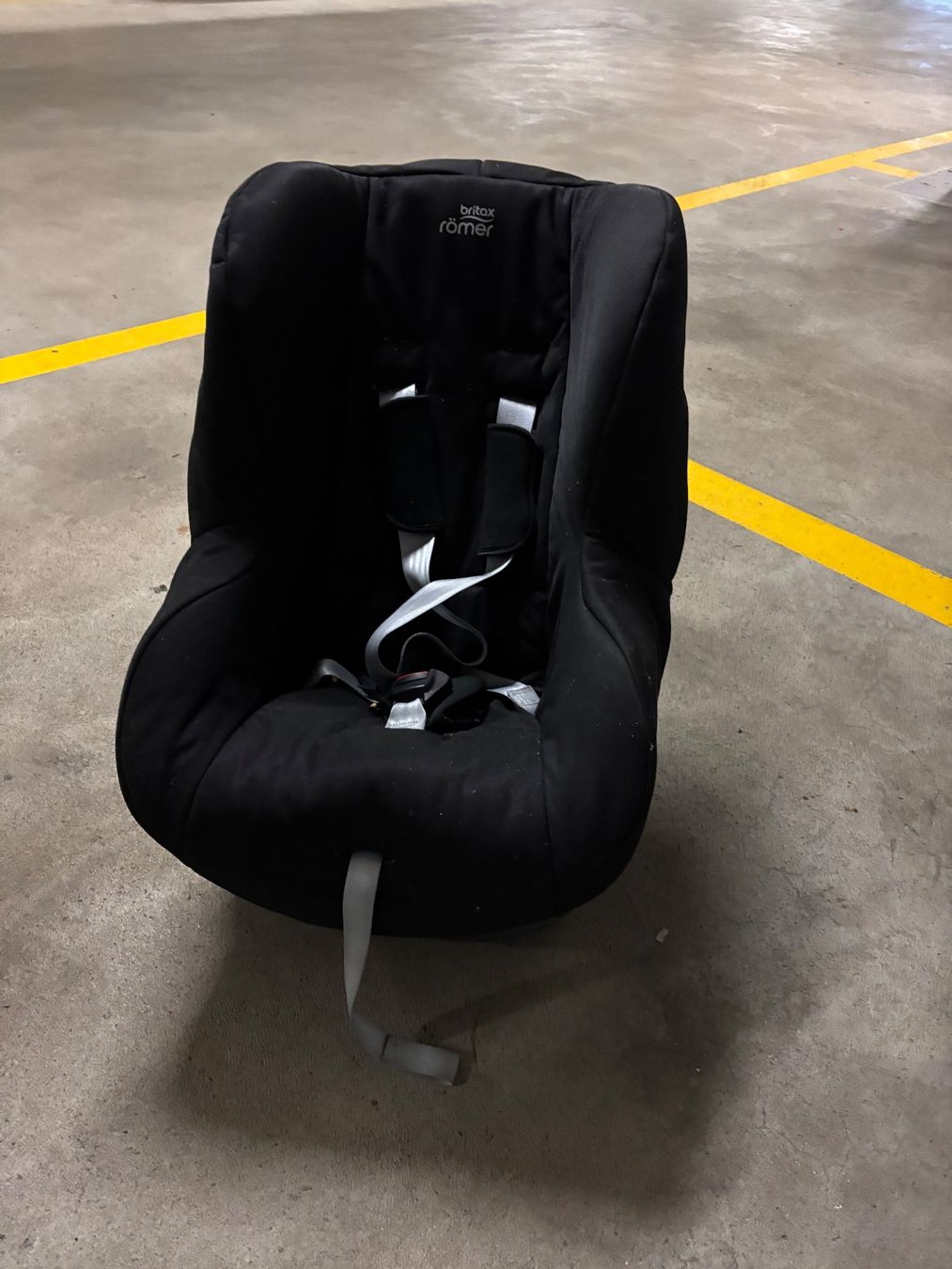 Britax Römer Seggiolini per auto: Britax Römer – Usato da Zürich venduto da perezoso