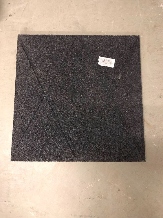 121 Gummi Platten für Garten, Spielplatz, 50 cm x 50 cm Kaufen auf