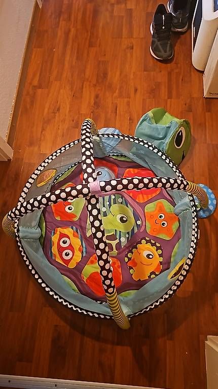 Parcs & barrières de sécurité: Playpen  – Neuf avec emballage d'origine à Prangins par olt_9ycd