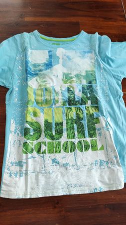 T-Shirt, Grösse 152, Hellblau