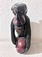 Statuette de singe en bois sculpté  Style ethnique