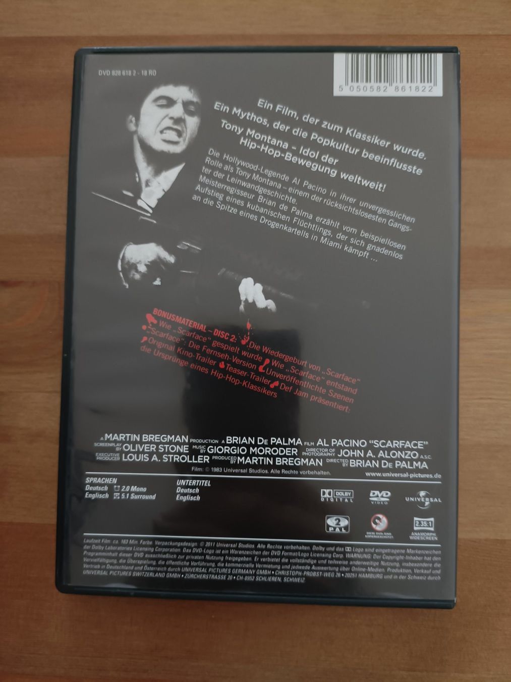 Tutti i DVDs: Scarface - 2-Disc Platinum Edition – Usato da Aarau venduto da d_m_bf6g 1