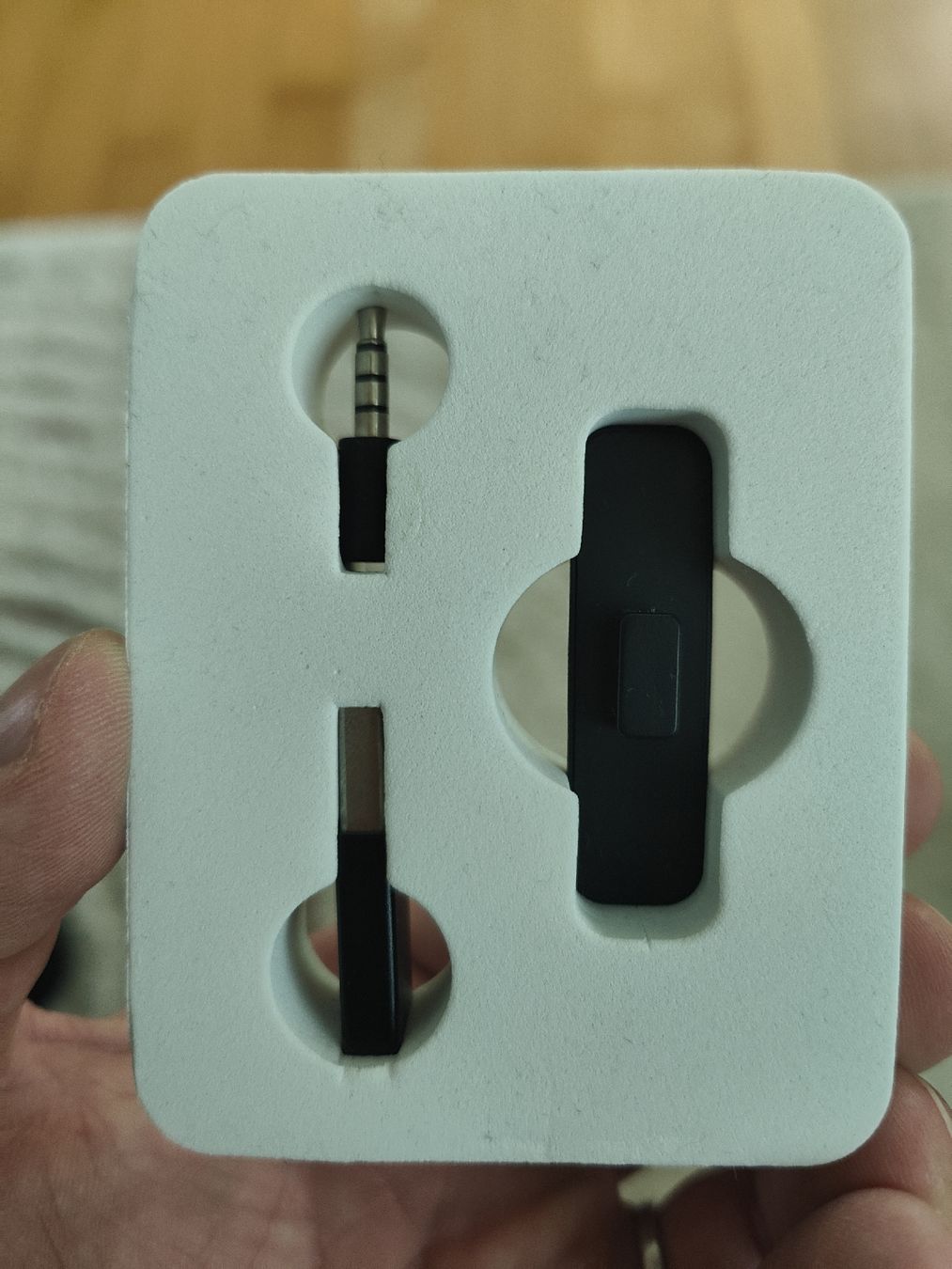Laufwerke & Adapter: Neuer Bluetooth 5.0 Adapter für Switch, PS4 und PC – Neu und originalverpackt aus Bassersdorf von zoooropa 2