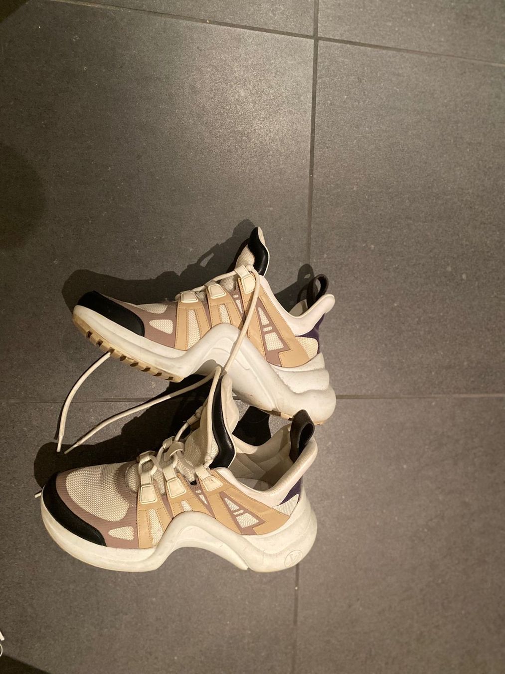 Louis Vuitton Scarpe da donna: Turnschuhe Louis Vuitton – Usato da Wollerau venduto da bodega74 2