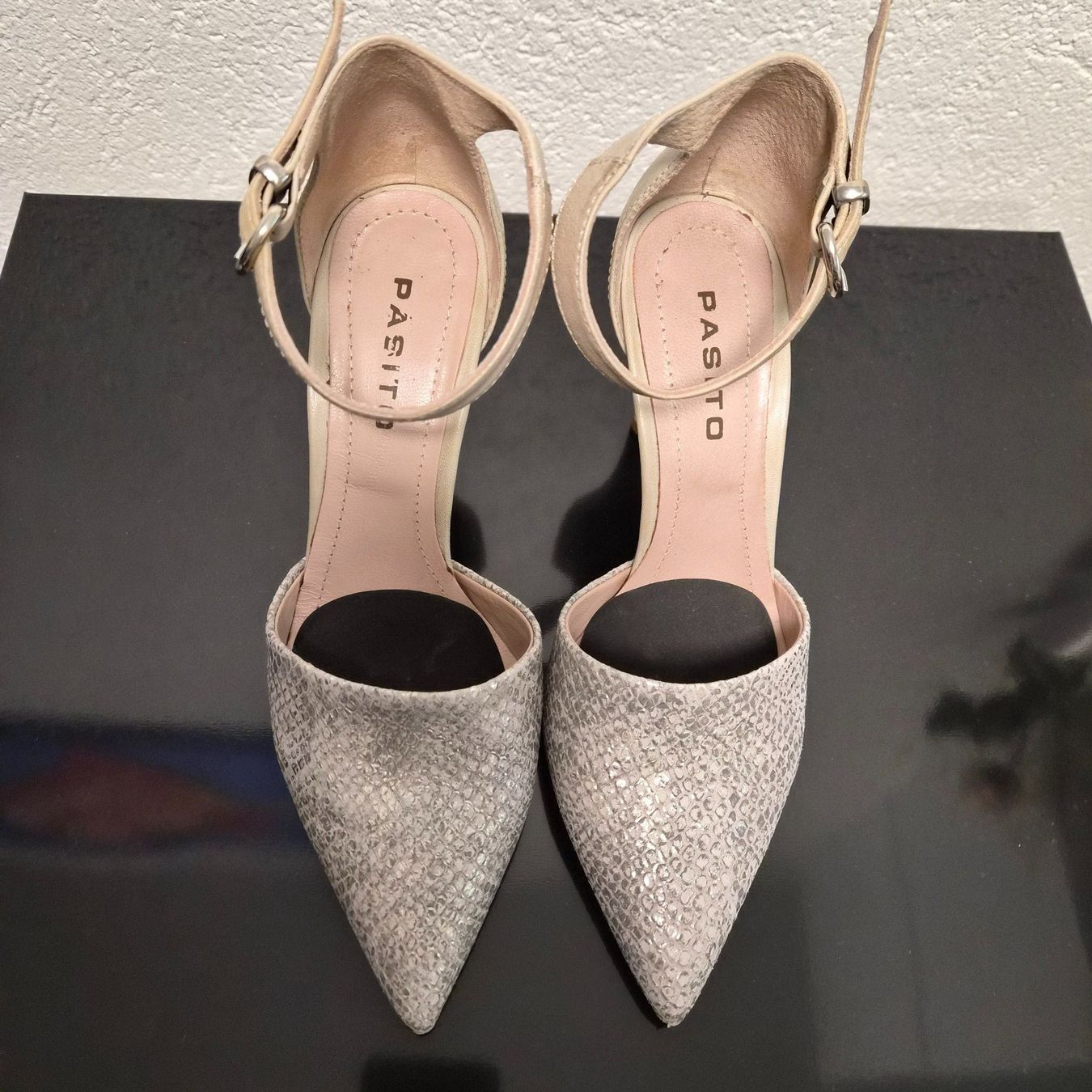 Scarpe da donna: Pasito High heels Grösse 37 – Usato da Baar venduto da redbull04