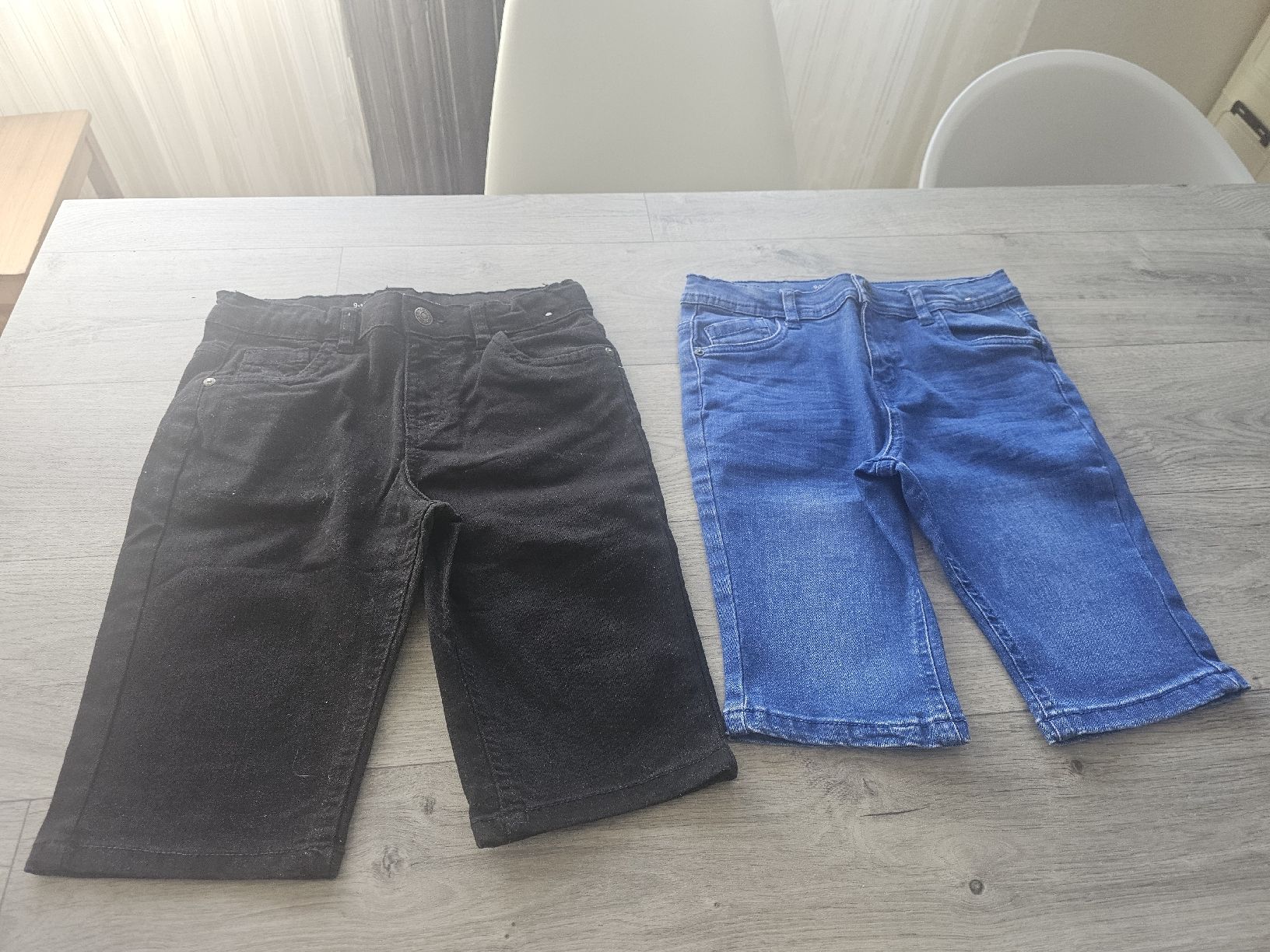 Pantaloni: kurze jeans hose neu gr 140 – Nuovo (secondo la descrizione) da Münchenbuchsee venduto da Kappa8