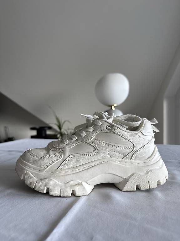 Scarpe da uomo: Zara Chunky Sneakers  Kinder – Nuovo e nell'imballaggio originale da Schlieren venduto da gue_m9qk