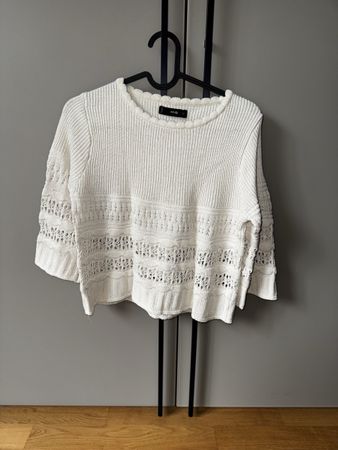 Weisses Strickoberteil Damen Grösse L mit Häkeldetails