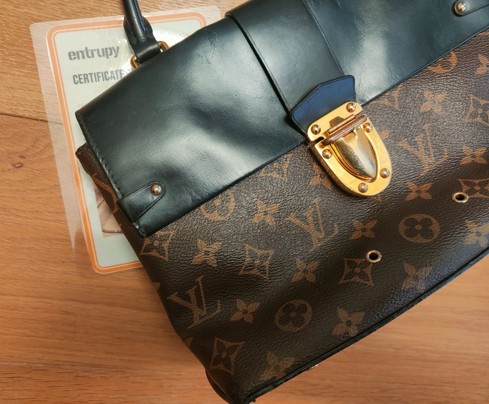 Louis Vuitton Sacs: Louis Vuitton one handle flap bag monogram – D'occasion à Zürich par R-2015 8