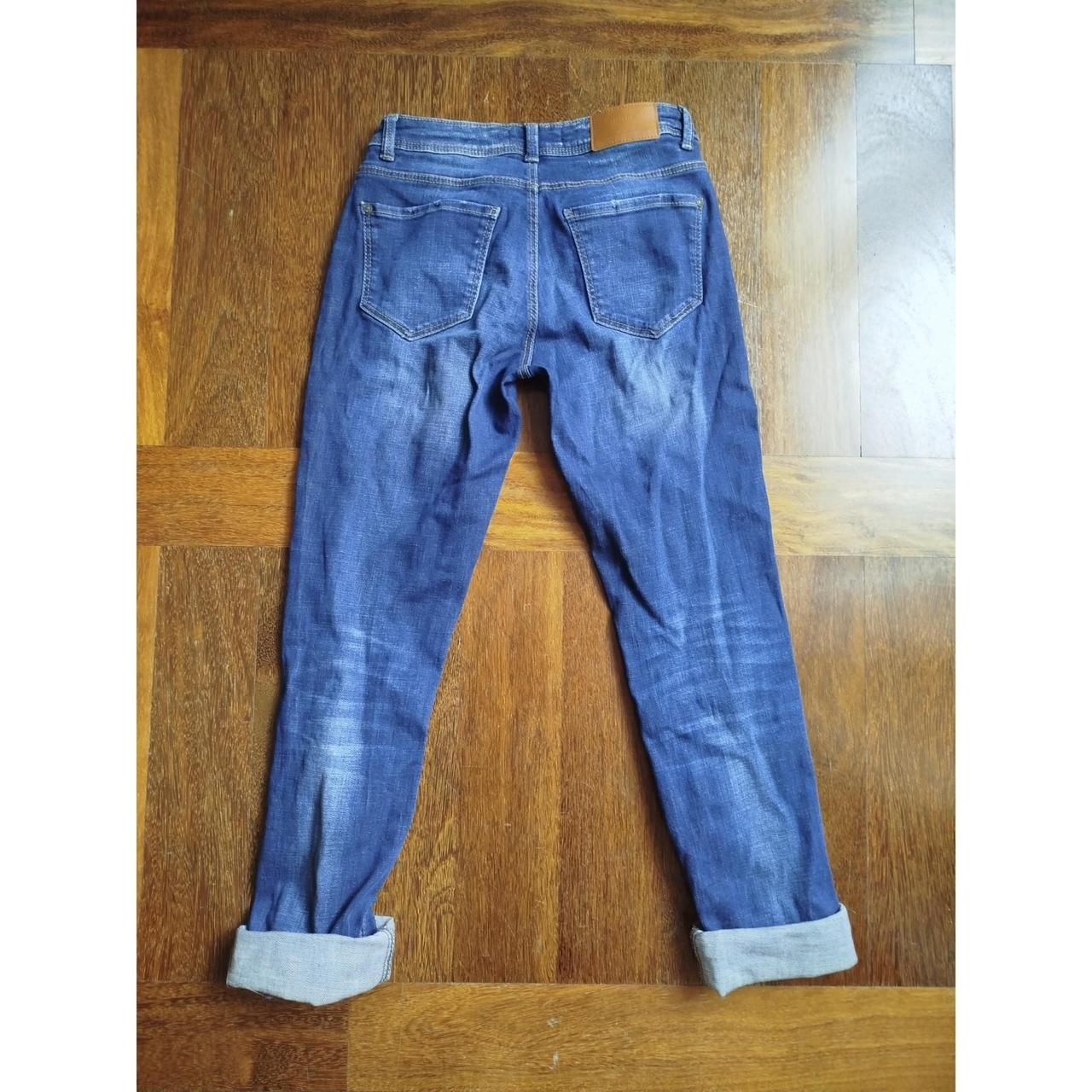 Jeans: Jeans mit Rissen/Löchern – D'occasion à St. Gallen par jbu_ns6v 1
