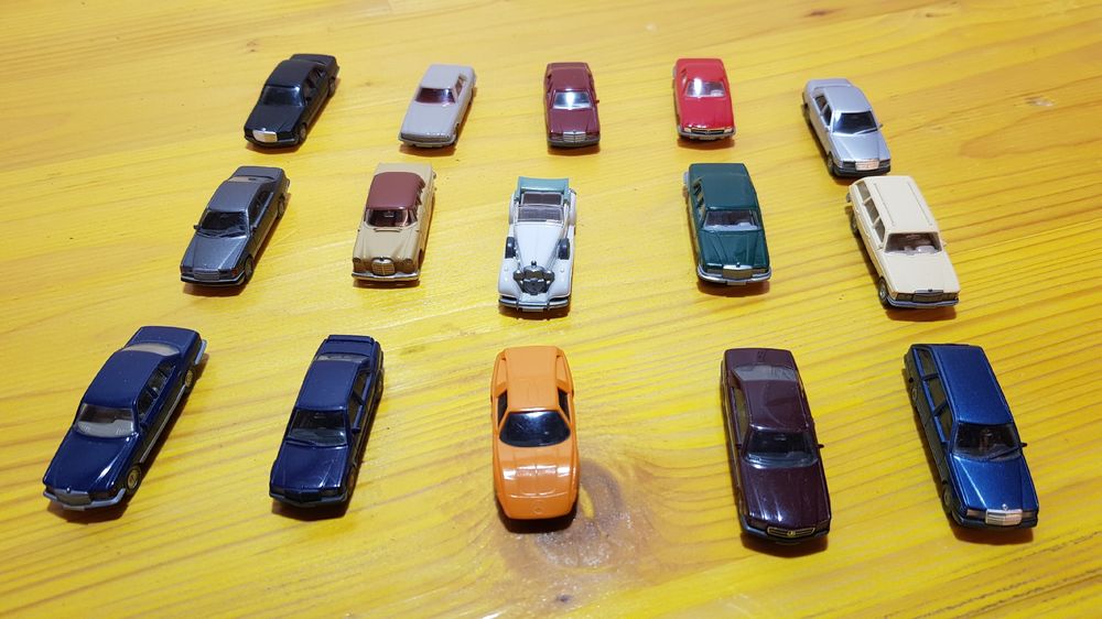 Herpa 1:87 - Voitures modèles - 12 voitures particulières/fourgonnettes dont VW et BMW