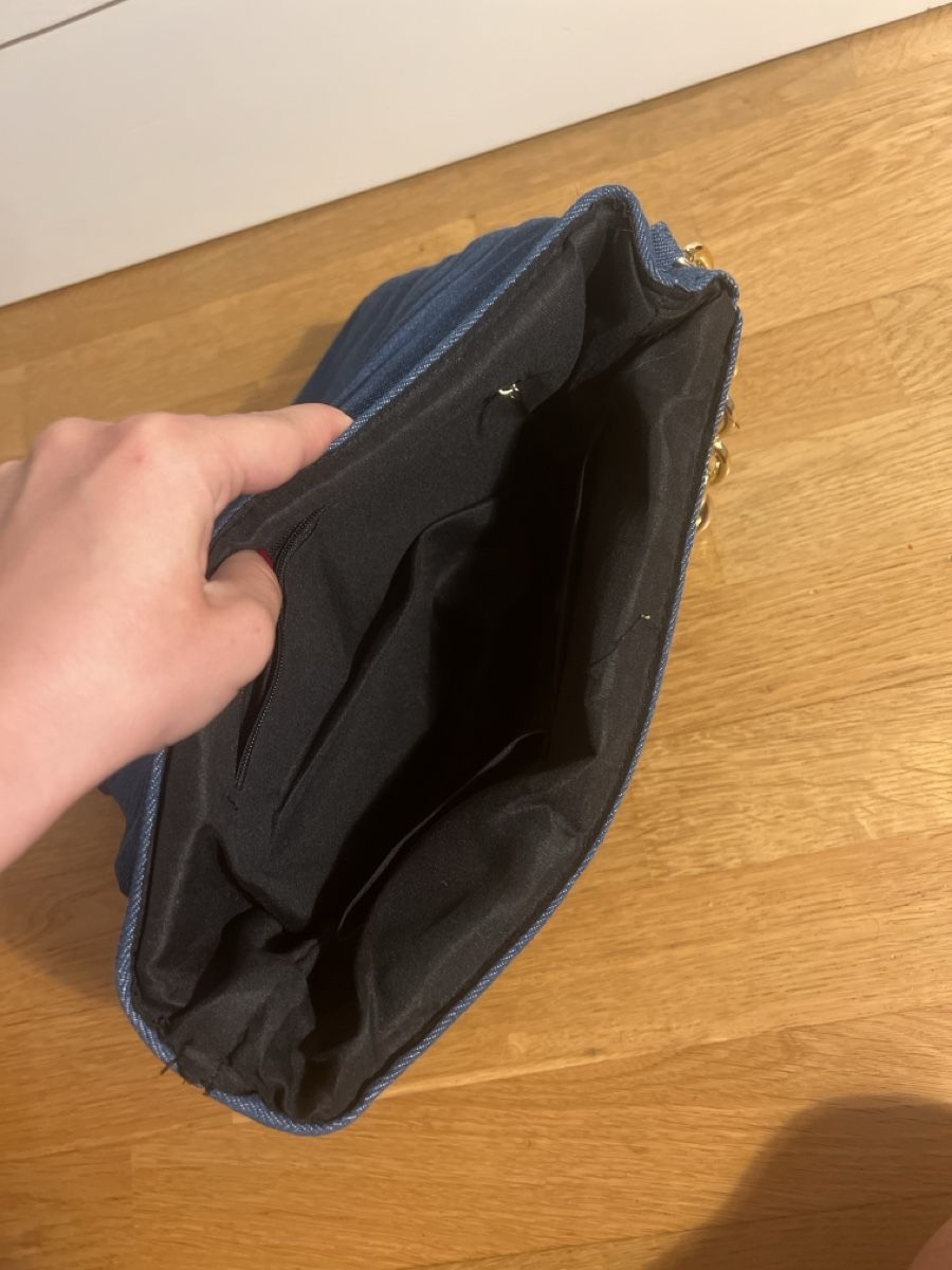 Sacs femmes: Schultertasche Jeans look – D'occasion à basel par alcinagrace 1