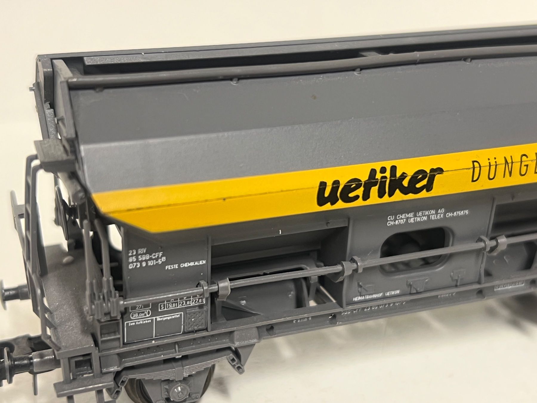 Roco Modelleisenbahnen: Roco SBB Uetiker Dünger  H0 DC – Gebraucht aus Geroldswil von TopTrain54 2