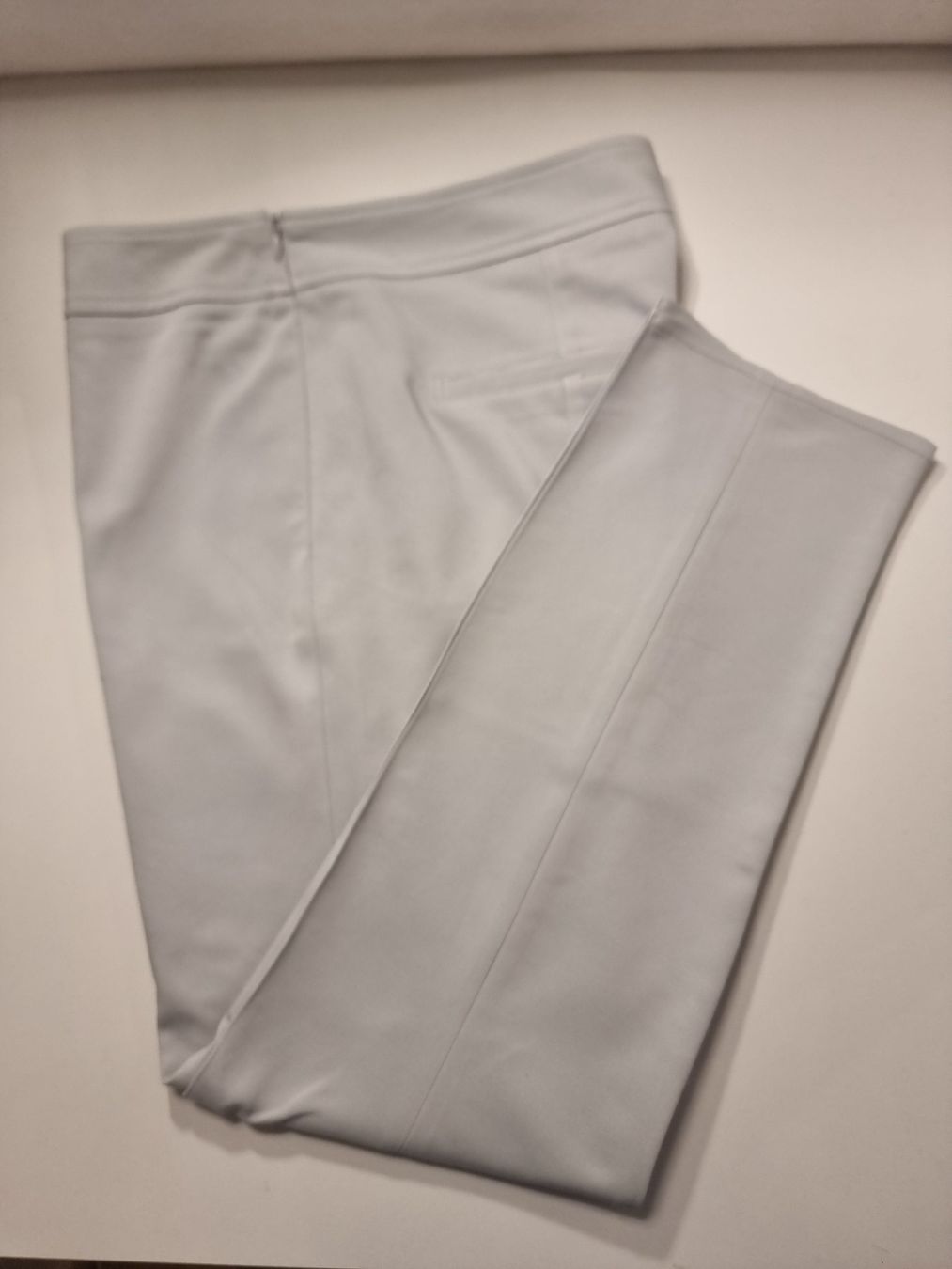 S.Oliver Hosen: 38 M S.OLIVER hellgraue Bundfaltenhose slimfit stretch – Neu (gemäss Beschreibung) aus Dürnten von Bachtelsurfer 7
