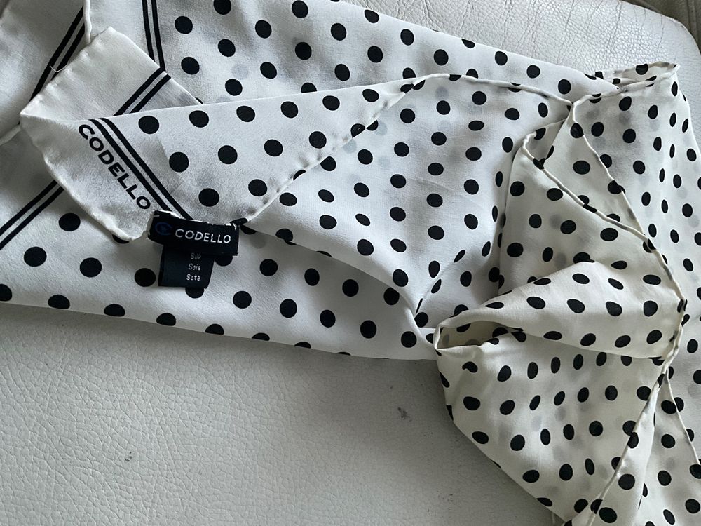 RTTYOA 3er Set Schal-Scrunchies – Satin-Schals Mit Polka Dot & Gänseblümchen-Muster, Abnehmbarer Langer Schwanz, Für Haare & Als Accessoire